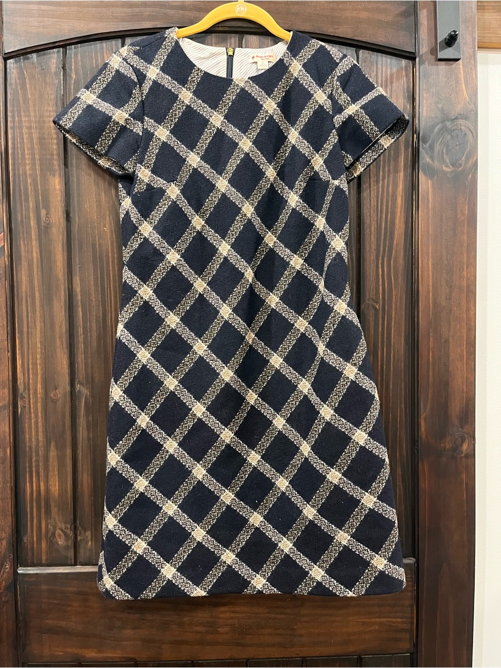 Brooks Brother  ‘red fleece’ line 💯 wool dress size 6 GUC